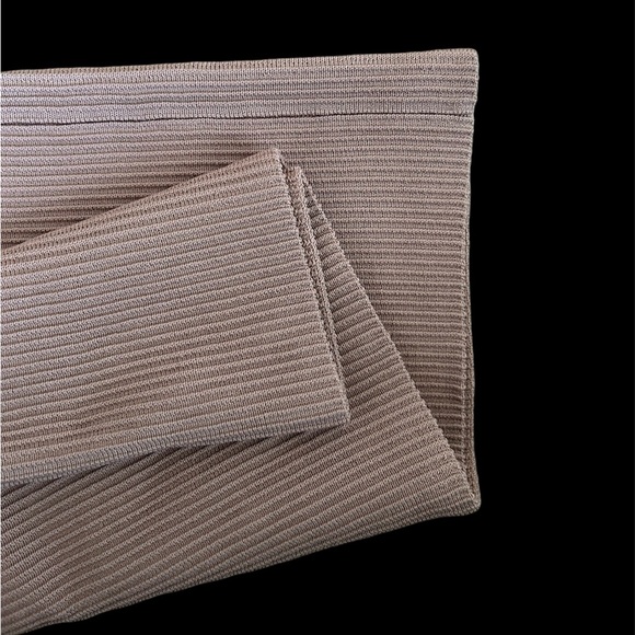 Aritzia Babaton Sculpt Knit Criss Cross Dress - Picture 7 of 8